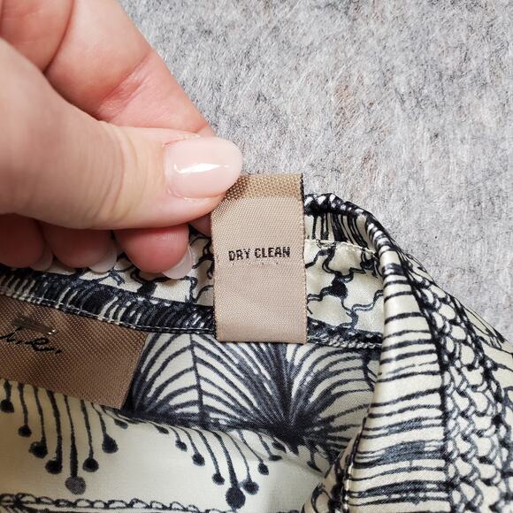 i.e. Top Womens Size 10 Silk Blouse Button Front Geometric Satin Aztec Western - Picture 5 of 10